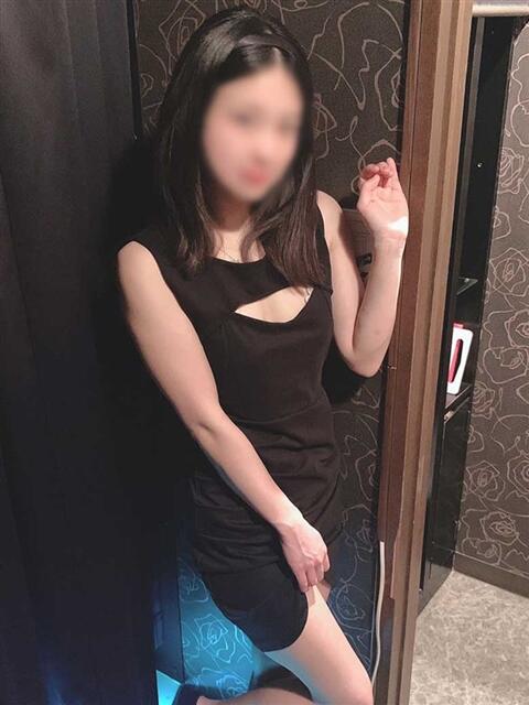 日向　ゆい PLATINA R-30（すすきの）（ファッションヘルス）