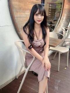 彩花寧（あかね）