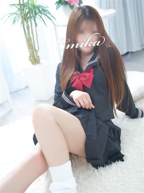 えみか 西船人妻花壇（人妻デリヘル）