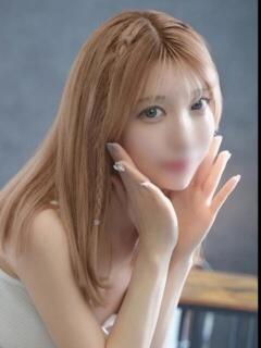 ゆりな