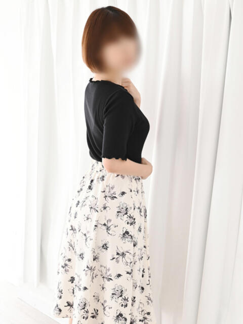 つむぎ 完熟ばなな大宮（人妻・熟女デリヘル）