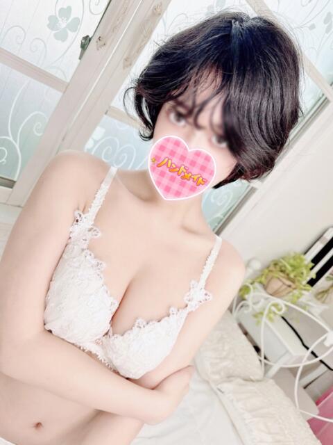 ちか 神田ハンドメイド（美少女手コキ専門店）