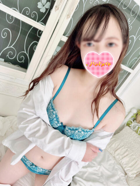 ひな 神田ハンドメイド（美少女手コキ専門店）