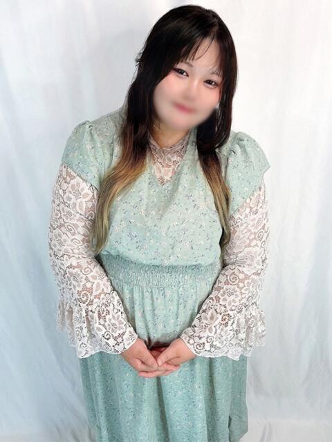 ひなの ぽっちゃりデリヘル倶楽部（デリヘル）
