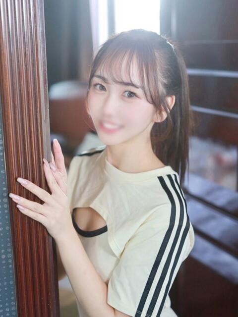 あみな クラブ バレンタイン大阪（素人美女専門デリヘル）