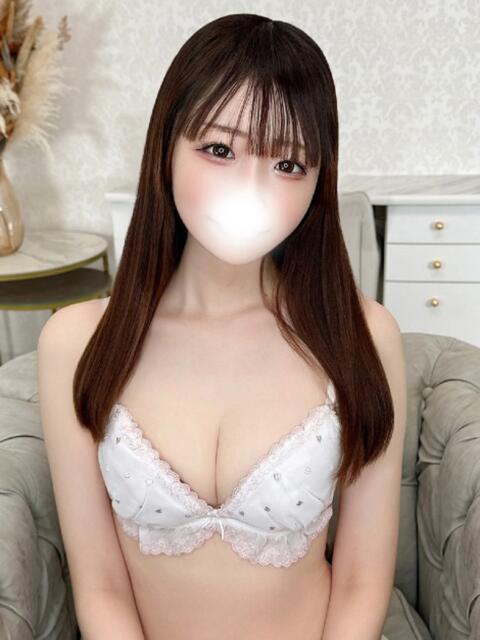 ひめ★男性経験浅めな純白天使★ 渋谷S級素人清楚系デリヘル chloe(デリヘル)