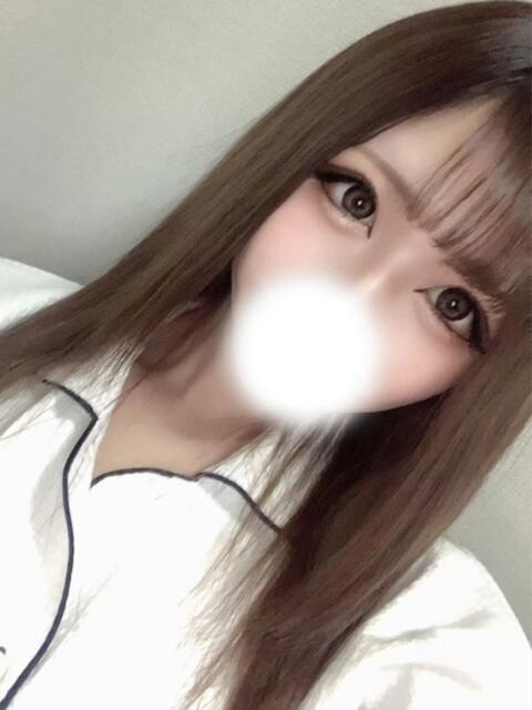 ひな☆笑顔で惑わす清楚ギャル☆ PREMIUM～プレミアム～（デリヘル）