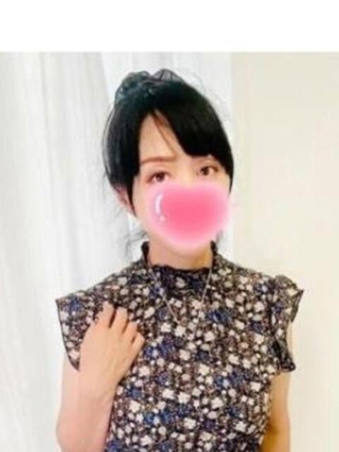 ゆり Tokyo美魔女Room（【非風俗】メンズエステ）