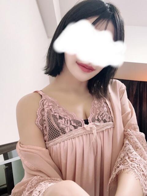 しおん Tokyo美魔女Room（【非風俗】メンズエステ）