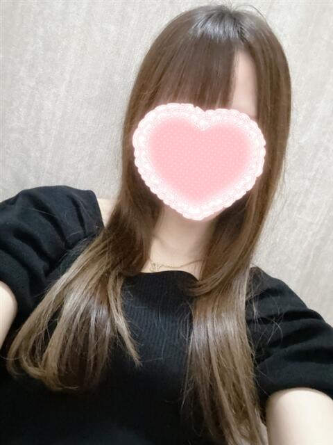 体験ろあ【正統派美少女】 中・西讃 ヴィーナス（デリヘル）