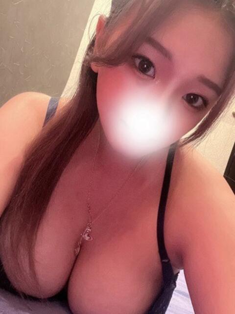 えま エンジェルマスカット（巨乳ぽっちゃりデリヘル）