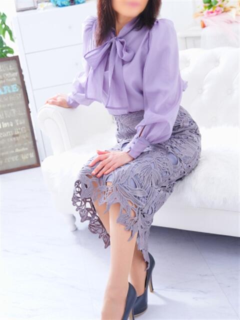 石川あかり ミセス・レヴォアール~再会~(人妻性感デリヘル)