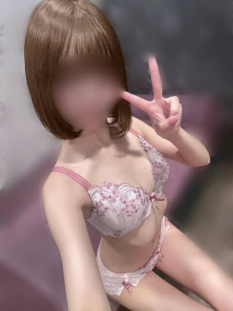 新人♡すず♡ちゃん Club Happiness（デリヘル）