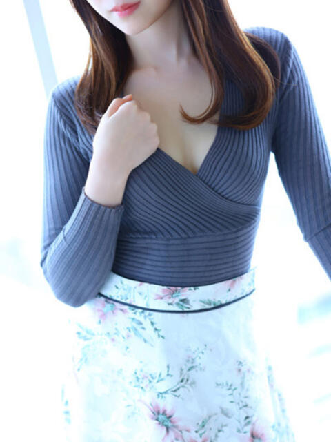 怜来(れいら) グランドオペラ横浜（高級デリヘル）