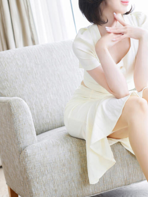 比奈多(ひなた) グランドオペラ横浜（高級デリヘル）