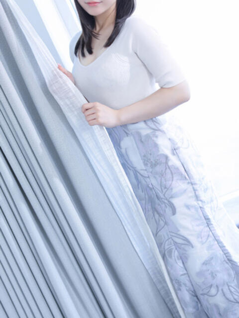 鈴(すず) グランドオペラ横浜(高級デリヘル)