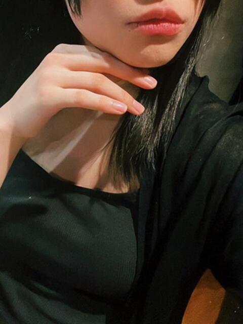 みなみ 舐めフェチの会（クンニ専門オナクラ）