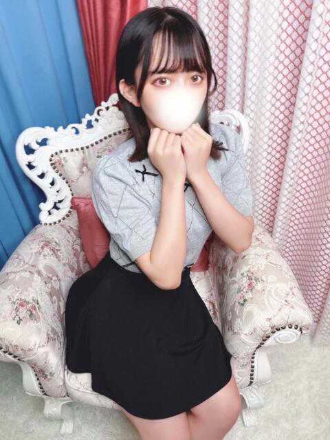 りこ【完全業界未経験緊張緊張】 かわいい素人女子TOP100(地方出身者編)(デリヘル)