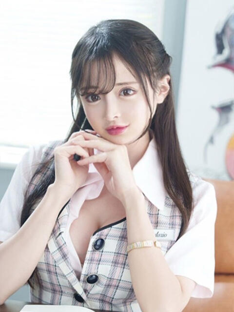 雫(しずく)どれみ セグレターリオ(高級ソープランド)