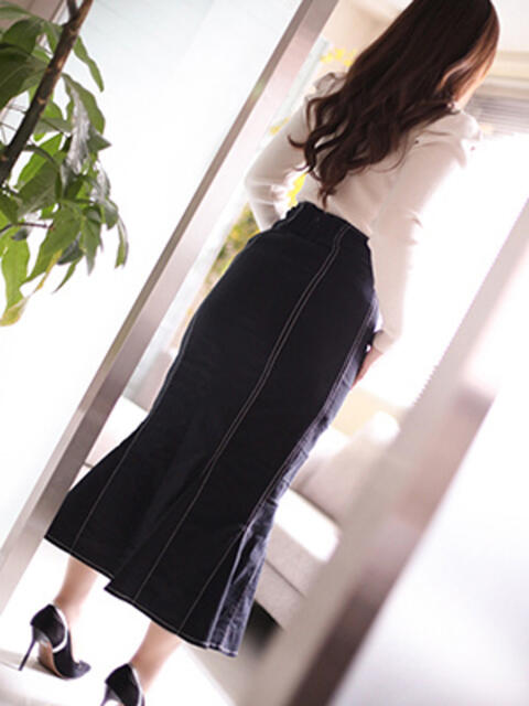 高村(たかむら) 人妻出逢い会 百合の園 池袋店(人妻系デリヘル)