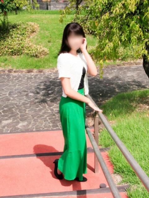 蓮見 れいか こあくまな熟女たち三河店(KOAKUMAグループ)(人妻・熟女デリヘル)