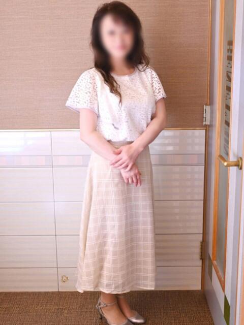ななえ 完熟ばなな千葉店（人妻・熟女デリヘル）