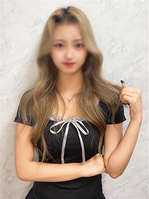 みん 渋谷くいーんず（素人専門ホテヘル＆デリヘル）