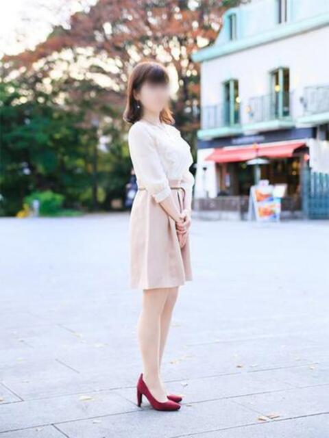 白石 ユナ こあくまな熟女たち 鶯谷・日暮里店(KOAKUMAグループ)(人妻・熟女デリヘル)