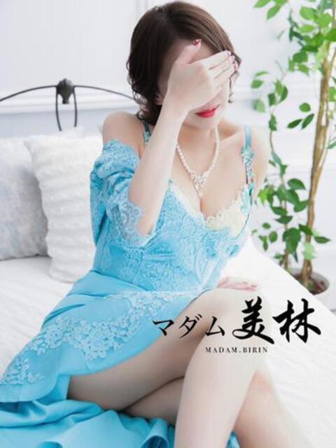 矢吹　かりん マダム美林　札幌店（人妻ヘルス）