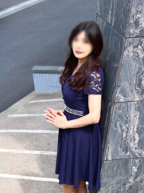 荻野 極上でエッチな人妻（人妻・熟女デリヘル）