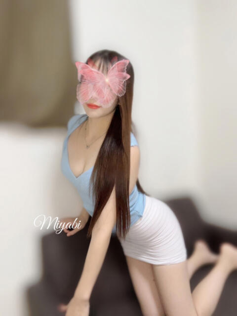 愛沢みやび Darlin Premium(ダーリンプレミアム)（【非風俗】メンズエステ）