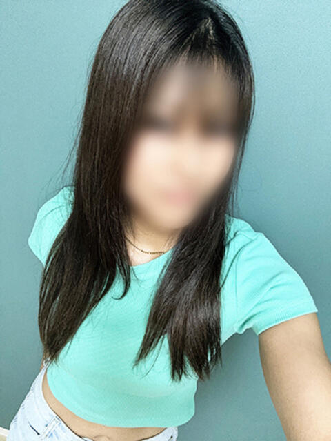 りんか★えっちなコト大好き島娘 かりゆしOLの秘密【20代沖縄美女多数在籍-デリヘル×ヌードエステ】(性感エステ&デリヘル)