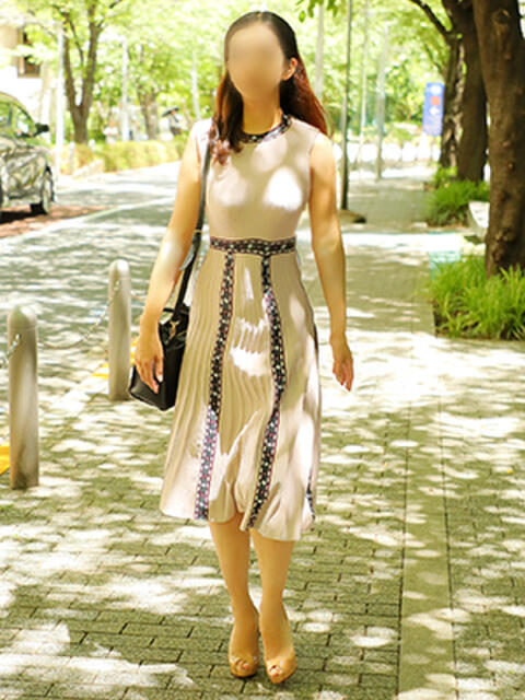 香帆 出会い系人妻ネットワーク 新宿〜池袋編（待合せ型人妻系デリヘル）