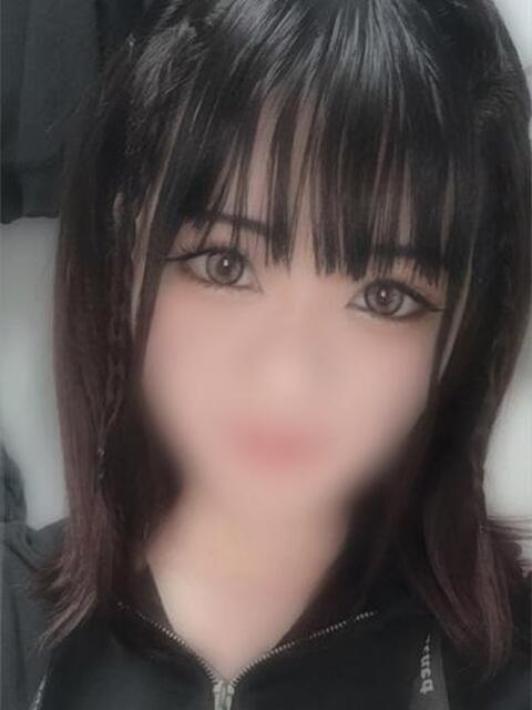 あち★未経験・Eカップ美少女♪ フルフル☆60分10000円☆(RUSH ラッシュ グループ)（デリヘル）