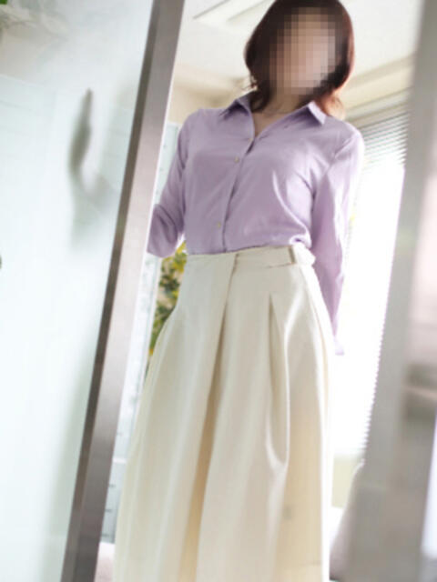 美竹(みたけ) 熟女出逢い会『百合の園』目黒店(熟女デリヘル)