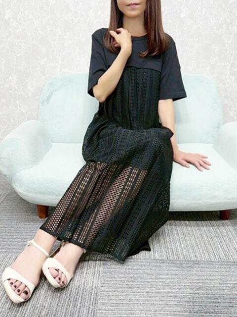 実花(みか) PLUS十三店（熟女デリヘル）