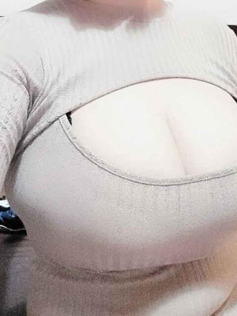 塩田さとみ 女神の熟女エステ（【非風俗】メンズエステ）