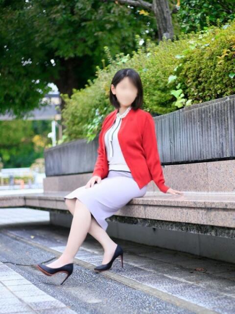 花 桃子 こあくまな熟女たち 加古川店 (KOAKUMAグループ)(人妻・熟女デリヘル)