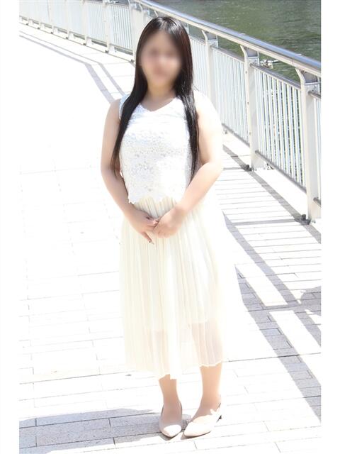 ゆい 奥鉄オクテツ大阪（駅待ち合わせ型人妻デリヘル）