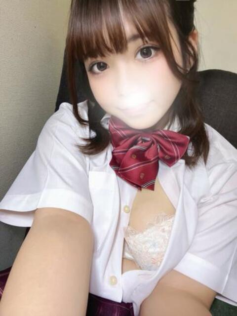 まなみ すぐ舐めたくて学園立川校〜舐めたくてグループ〜（デリヘル）