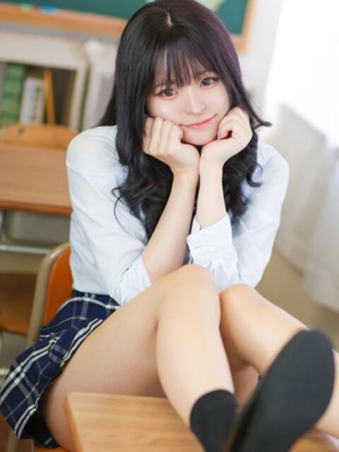 かなえ すぐ舐めたくて学園立川校〜舐めたくてグループ〜(デリヘル)