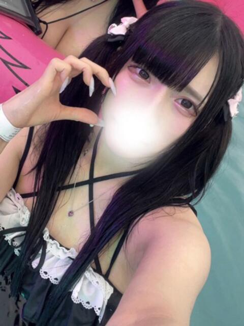 しずく すぐ舐めたくて学園立川校〜舐めたくてグループ〜(デリヘル)