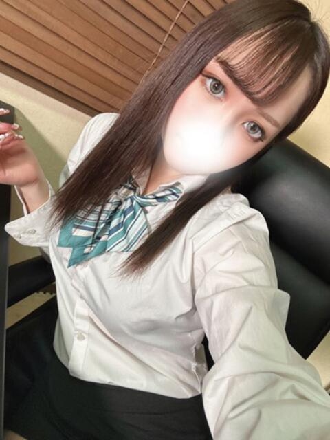 ゆあな すぐ舐めたくて学園立川校〜舐めたくてグループ〜（デリヘル）