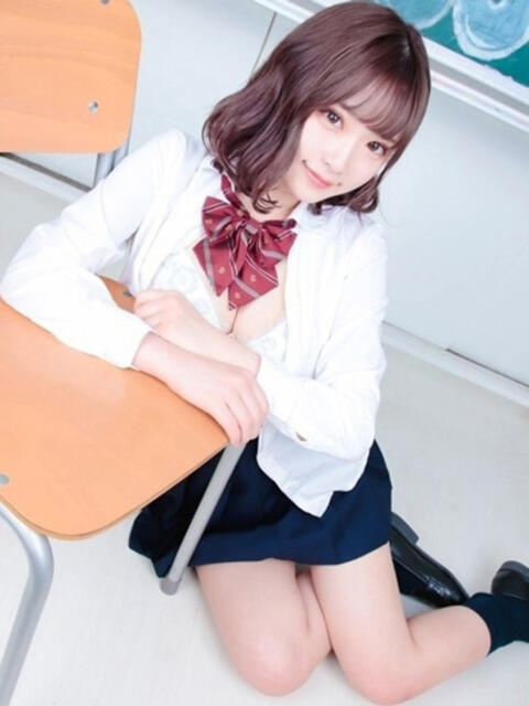 あいみ すぐ舐めたくて学園立川校〜舐めたくてグループ〜(デリヘル)