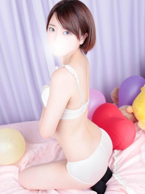 こなみ すぐ舐めたくて学園立川校〜舐めたくてグループ〜（デリヘル）