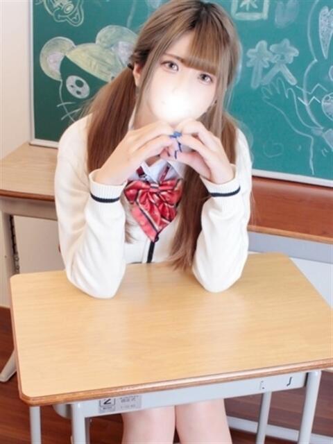 みやこ すぐ舐めたくて学園立川校〜舐めたくてグループ〜（デリヘル）
