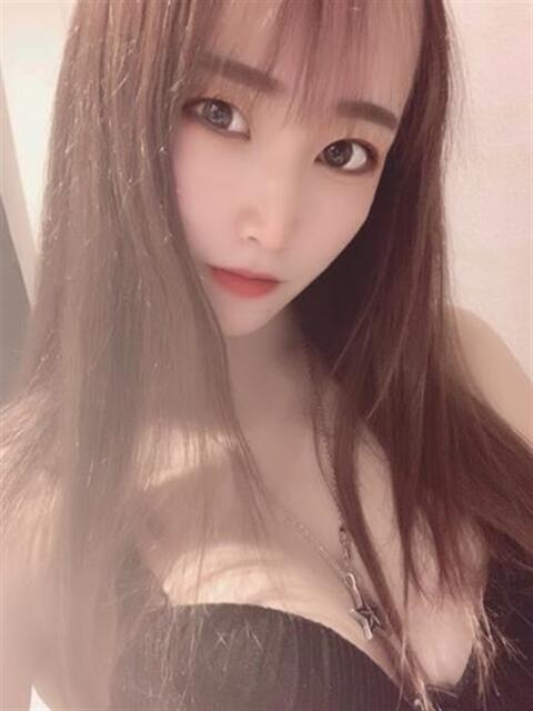 えみ すぐ舐めたくて学園立川校〜舐めたくてグループ〜（デリヘル）