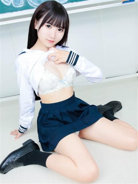 りおな すぐ舐めたくて学園立川校〜舐めたくてグループ〜（デリヘル）
