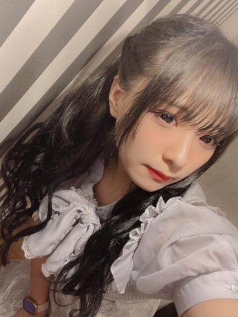 みぃたん すぐ舐めたくて学園立川校〜舐めたくてグループ〜（デリヘル）