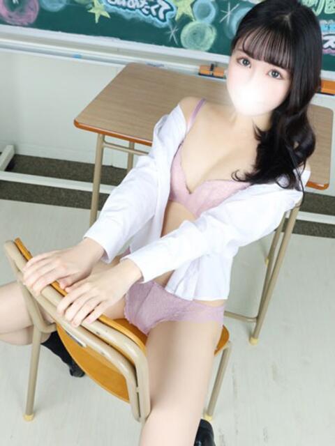 みれい すぐ舐めたくて学園立川校〜舐めたくてグループ〜（デリヘル）